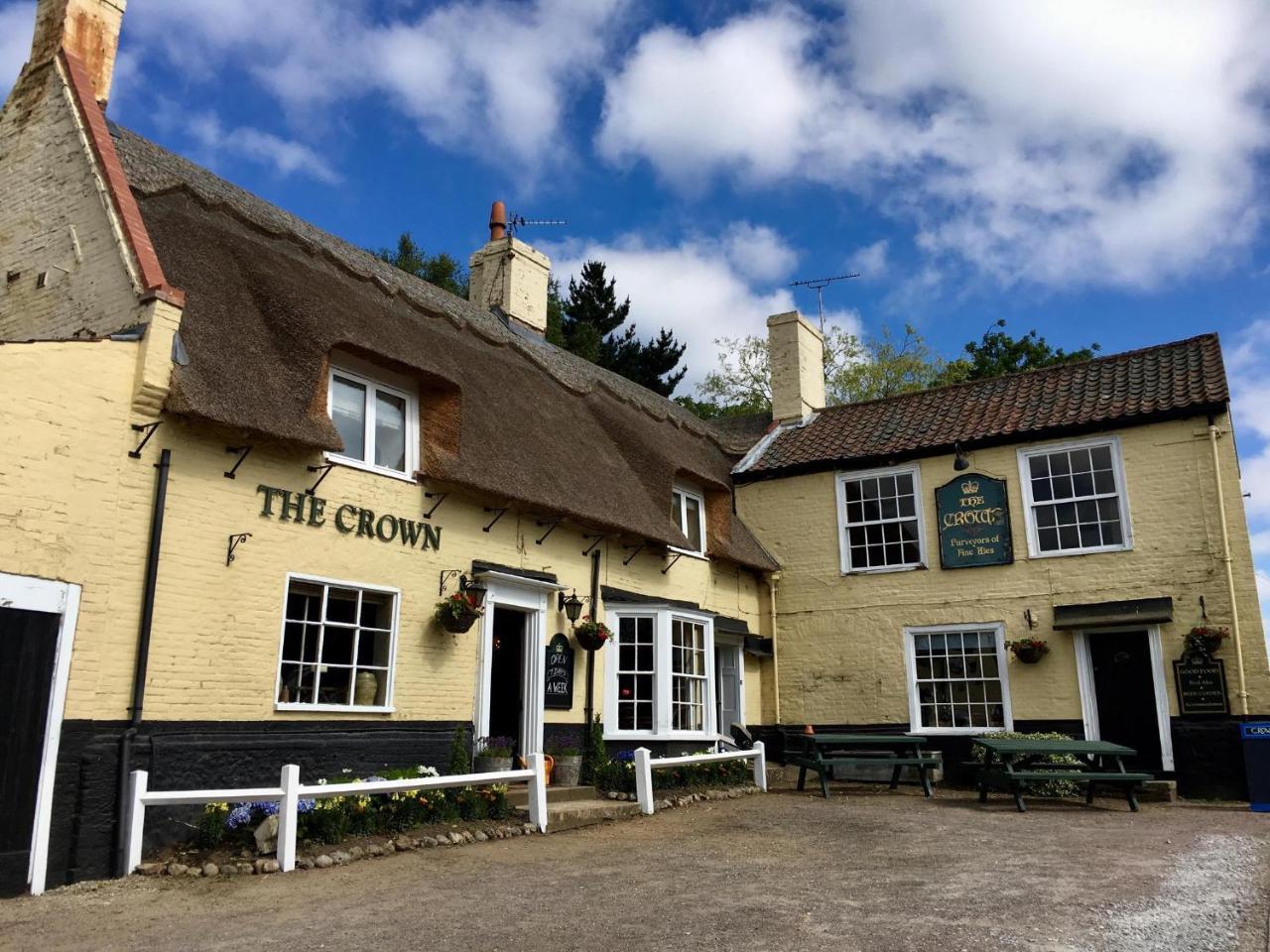 The Crown Inn Smallburgh Extérieur photo